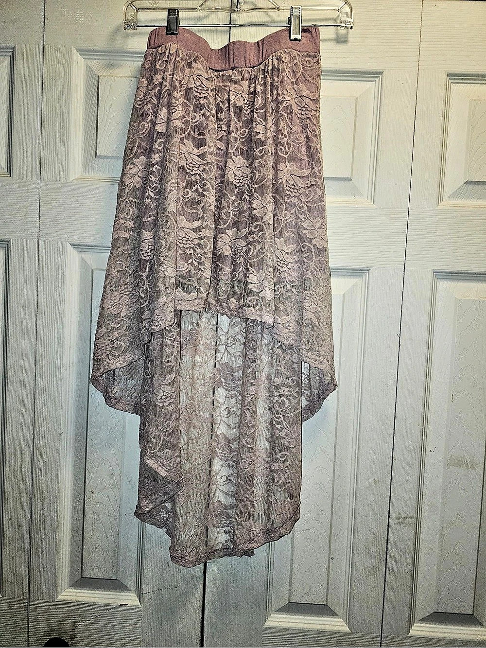 Charlotte Russe High-Low Lace Skirt Floral High-Low Skirt in Pink Size Small NWT